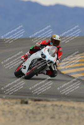 media/Jan-14-2023-SoCal Trackdays (Sat) [[497694156f]]/Turn 12 (120pm)/